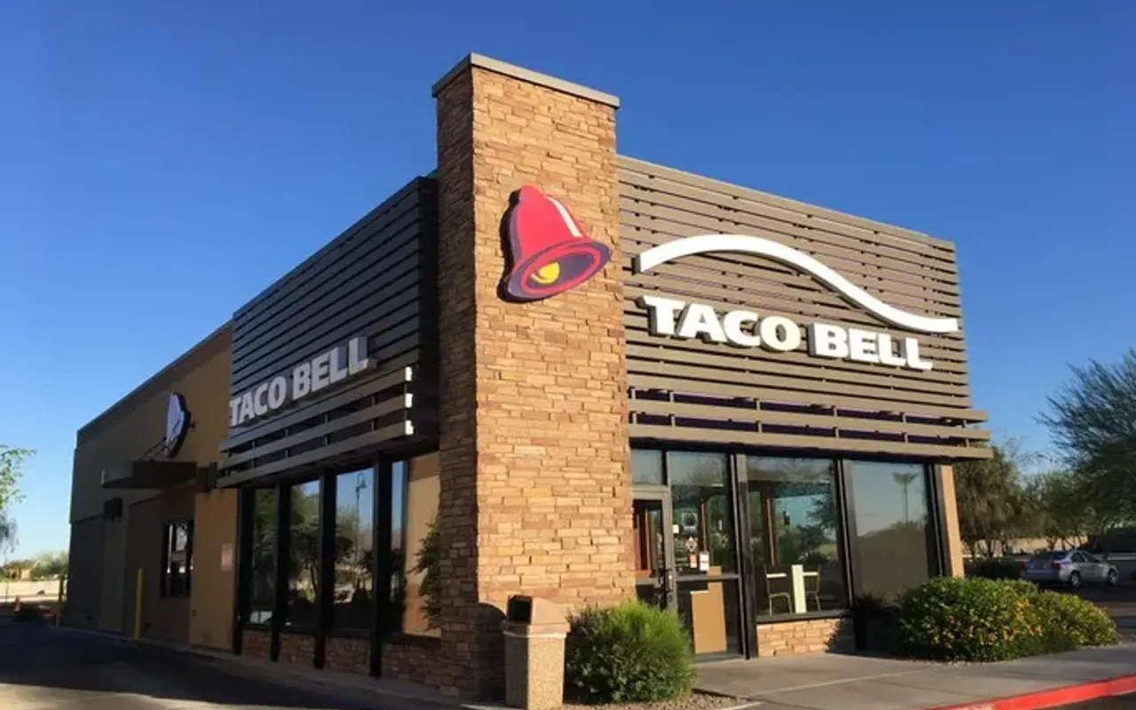 Taco Bell NNN property for sale — North Randall, OH
